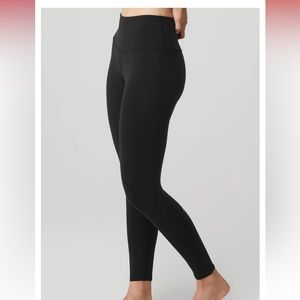 Alo 7/8 high-waist airbrush legging, size small